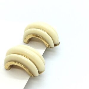 Vintage Half-Hoop Earrings Cream Goldtone Clip-Ons